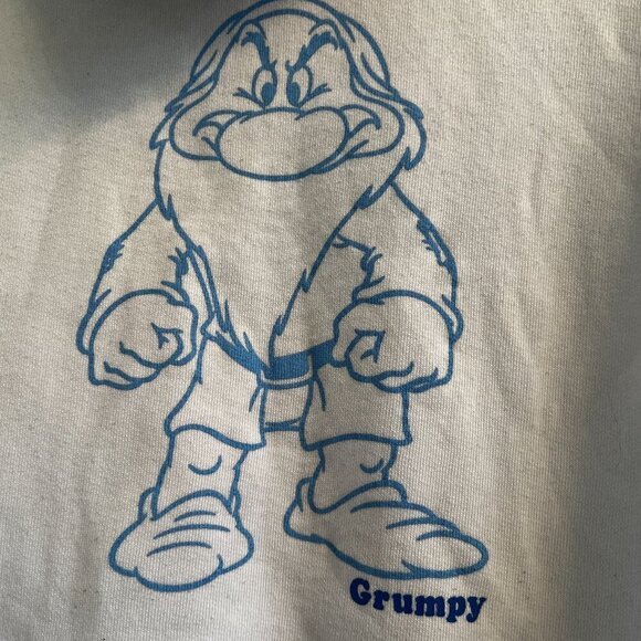 Vintage Disney Rare Grumpy White Hoodie Hug Me Graphic Pullover Size M - Picture 7 of 10